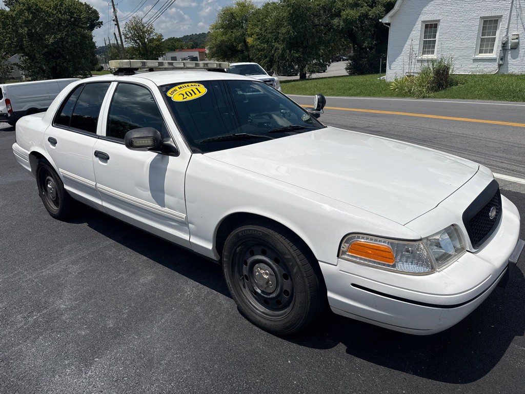 2011 Ford Crown Victoria Image 7