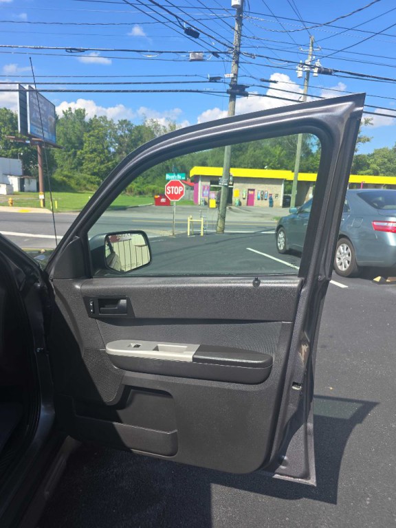 2012 Ford Escape Image 16