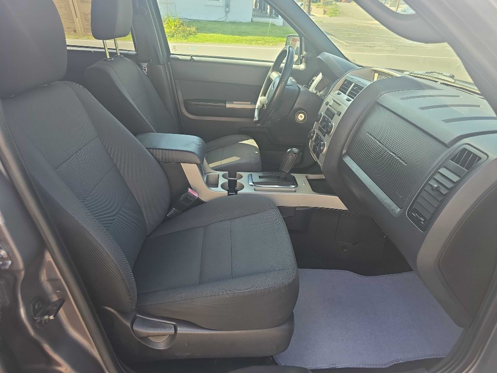 2012 Ford Escape Image 17