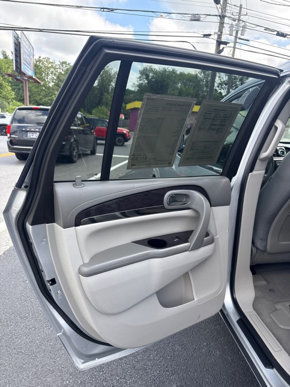 2016 Buick Enclave Image 11