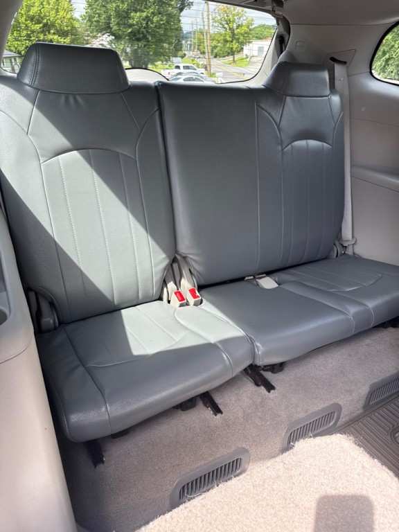 2016 Buick Enclave Image 17
