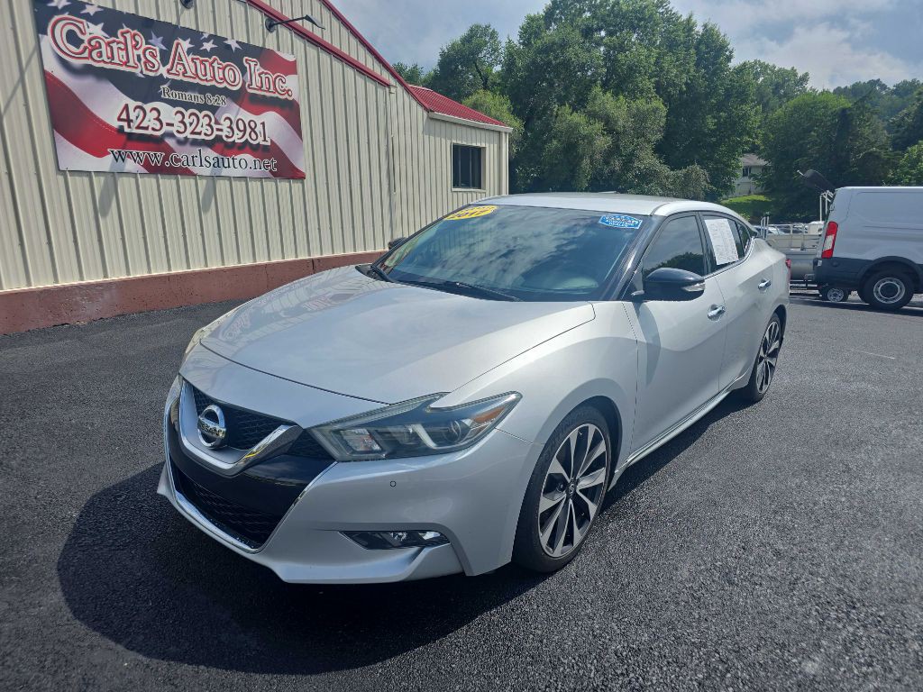 2017 Nissan Maxima Image 1