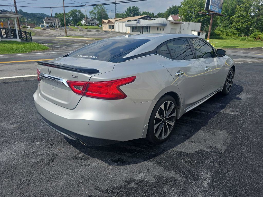 2017 Nissan Maxima Image 5