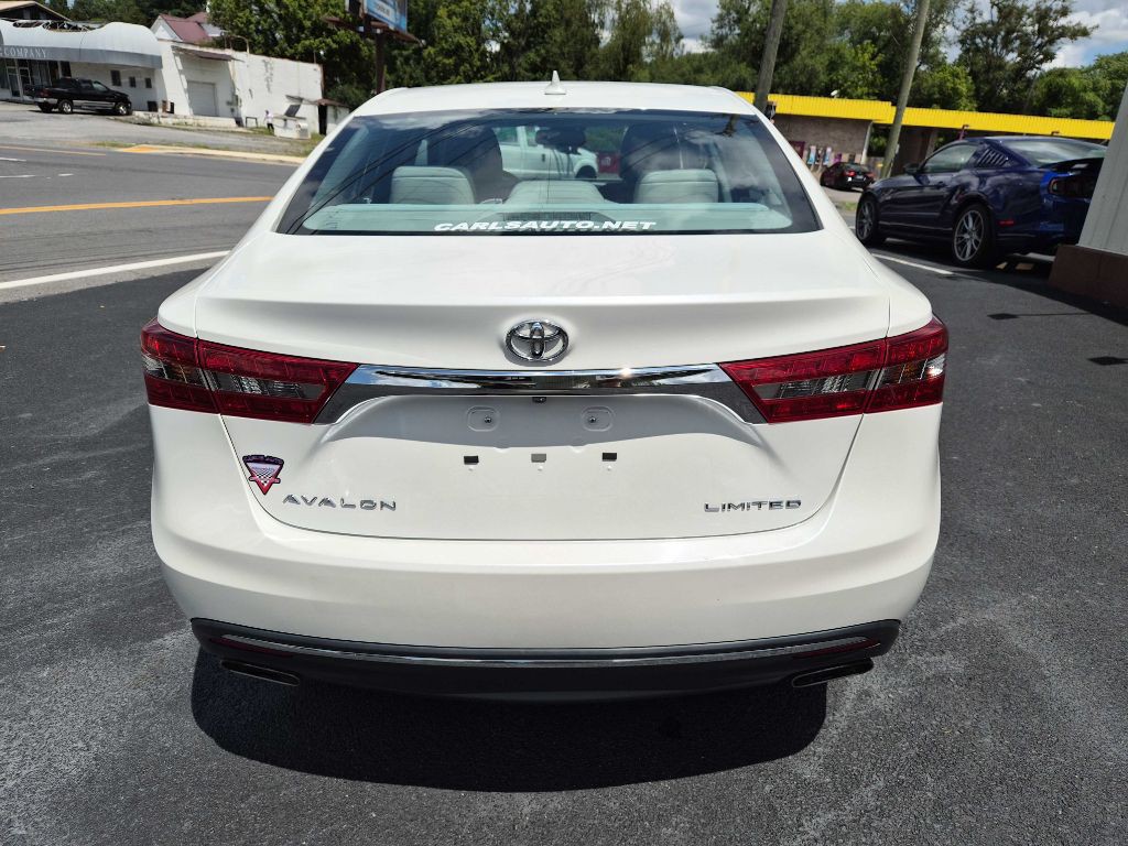 2017 Toyota Avalon Image 4