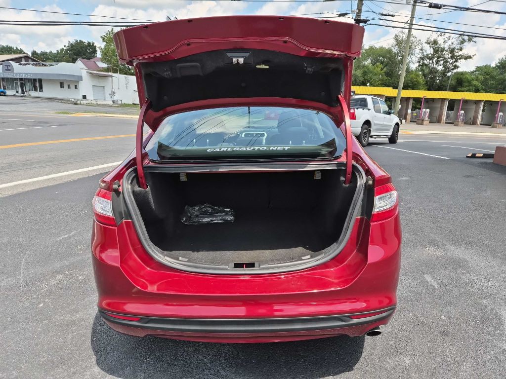 2016 Ford Fusion Image 13