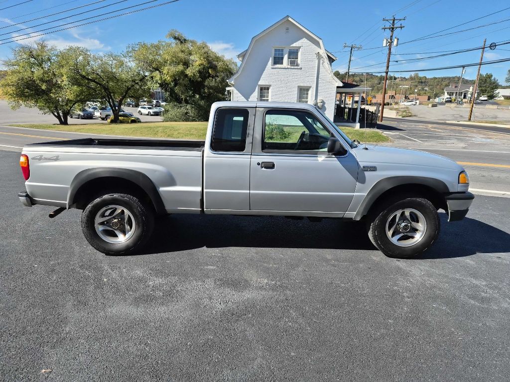 2001 Mazda B-Series Image 6