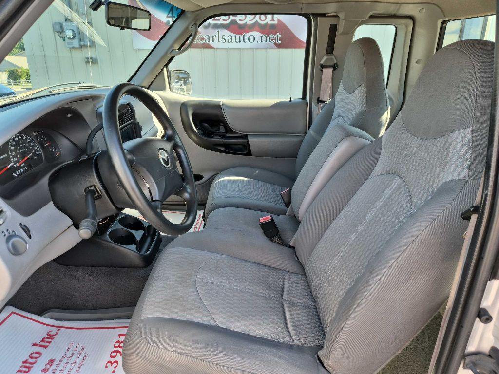 2001 Mazda B-Series Image 11
