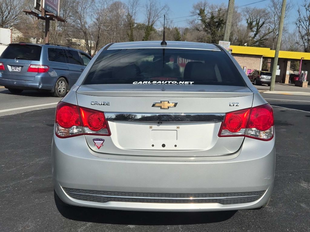 2013 Chevrolet Cruze Image 4