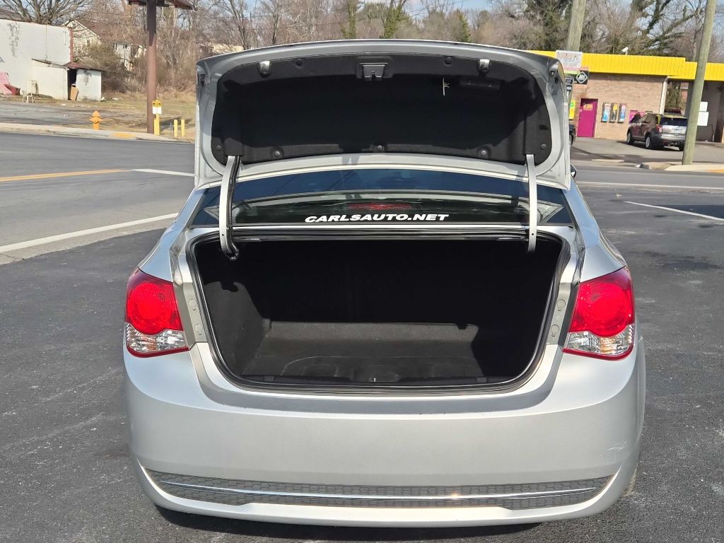 2013 Chevrolet Cruze Image 13