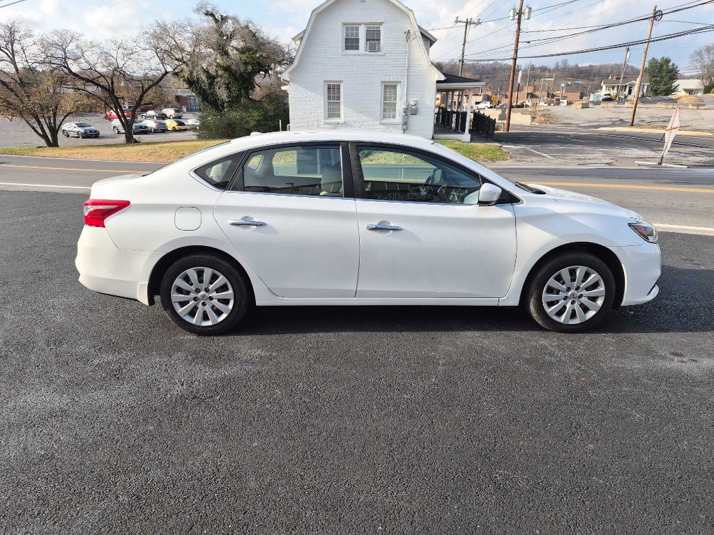 2017 Nissan Sentra Image 6