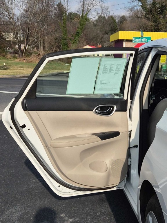 2017 Nissan Sentra Image 11