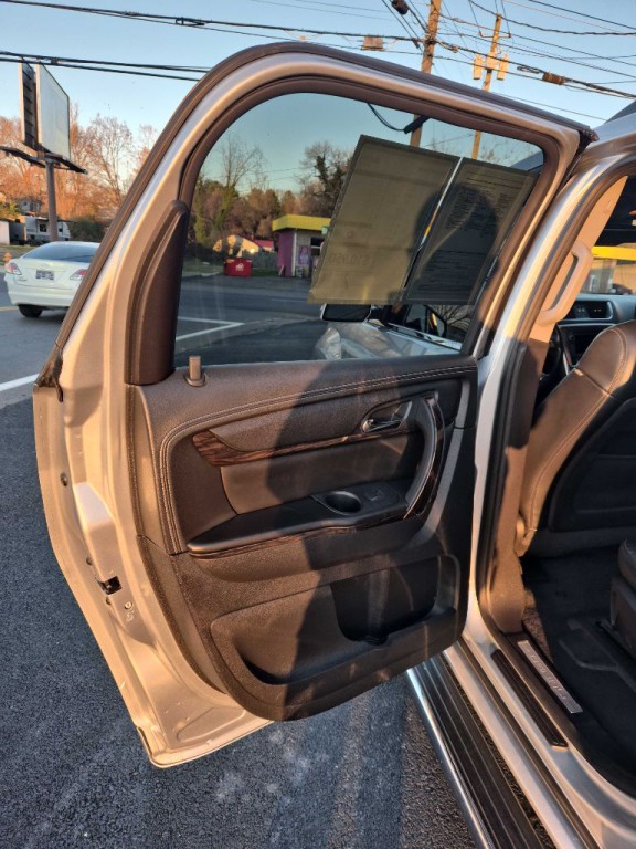 2015 GMC Acadia Image 11