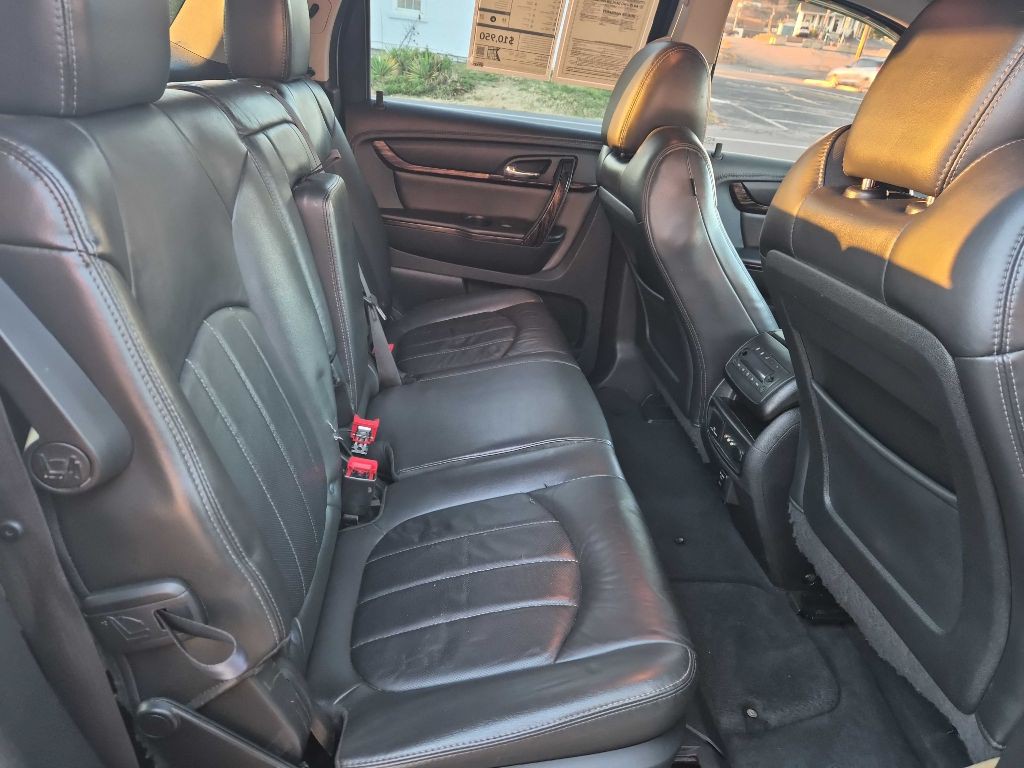 2015 GMC Acadia Image 17