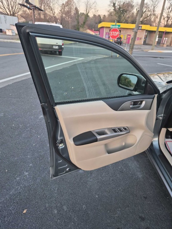 2010 Subaru Impreza Image 9