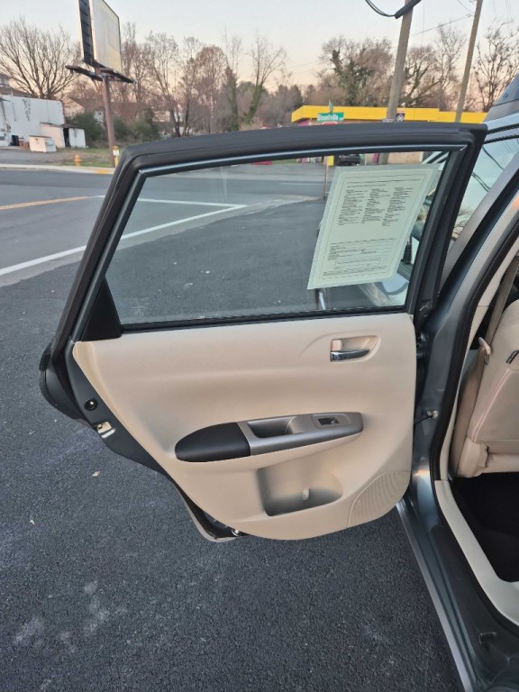 2010 Subaru Impreza Image 11