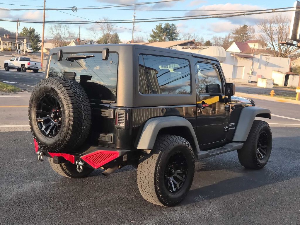 2013 Jeep Wrangler Image 5