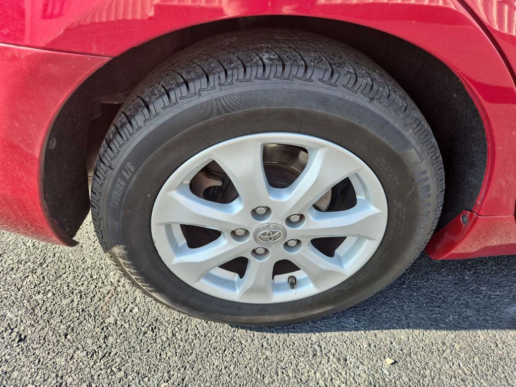 2011 Toyota Camry Image 20