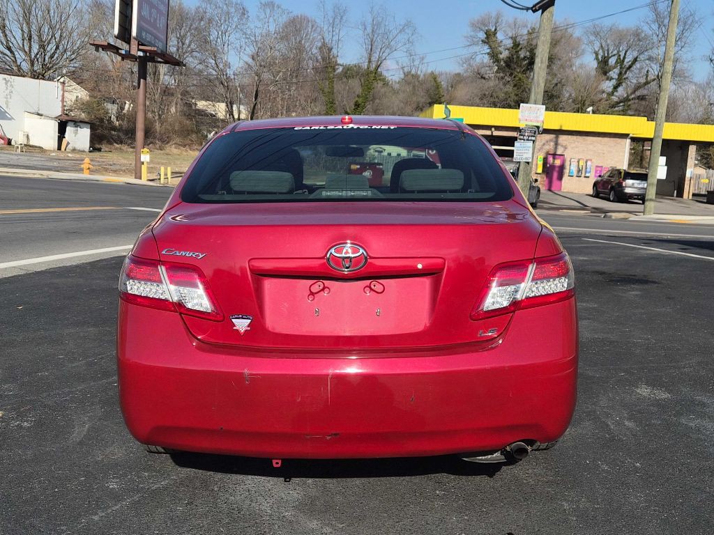 2011 Toyota Camry Image 4