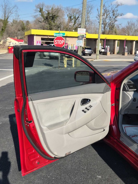 2011 Toyota Camry Image 9