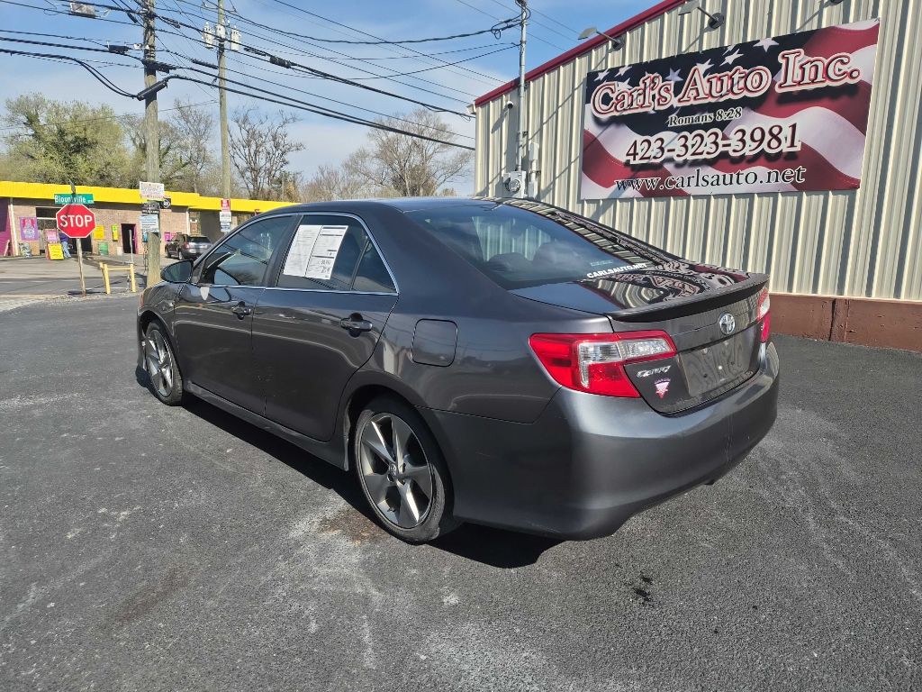 2014 Toyota Camry Image 3