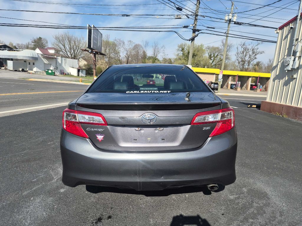 2014 Toyota Camry Image 4