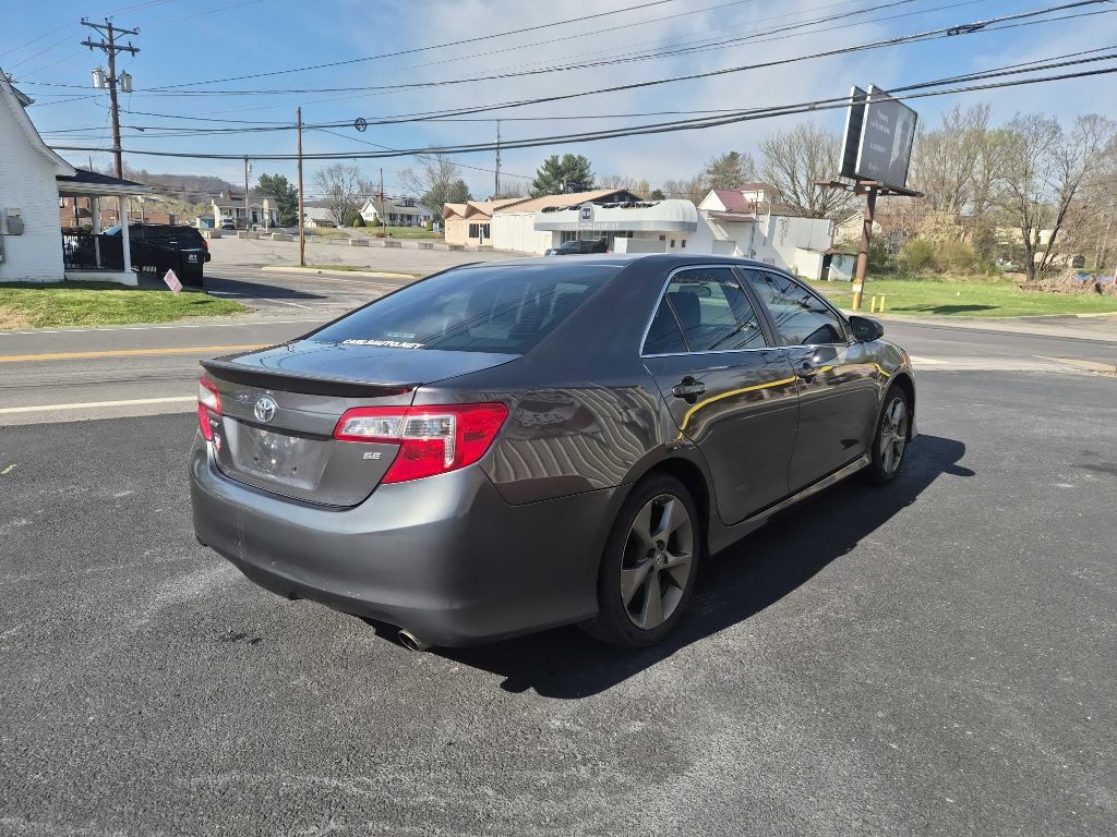 2014 Toyota Camry Image 5