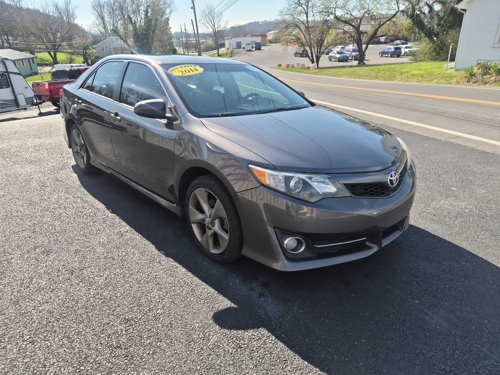 2014 Toyota Camry Image 7
