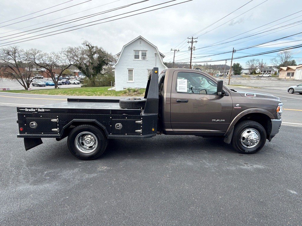 2021 RAM 3500 Image 6