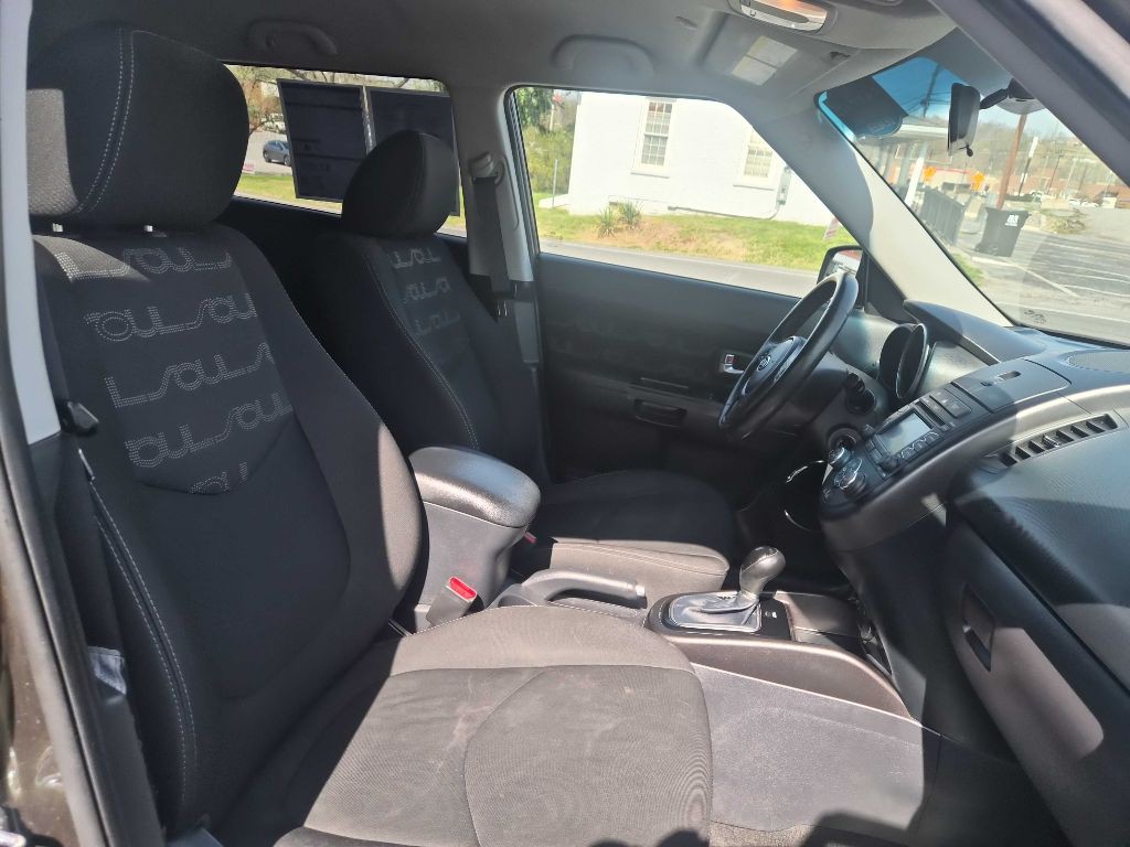 2012 Kia Soul Image 16