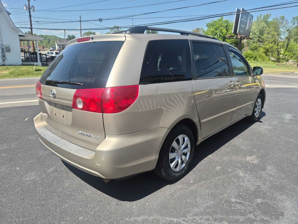 2007 Toyota Sienna Image 5