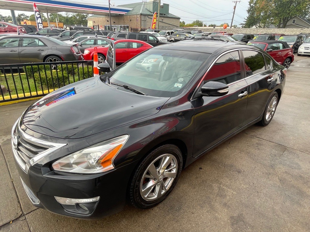2014 Nissan Altima Image 3