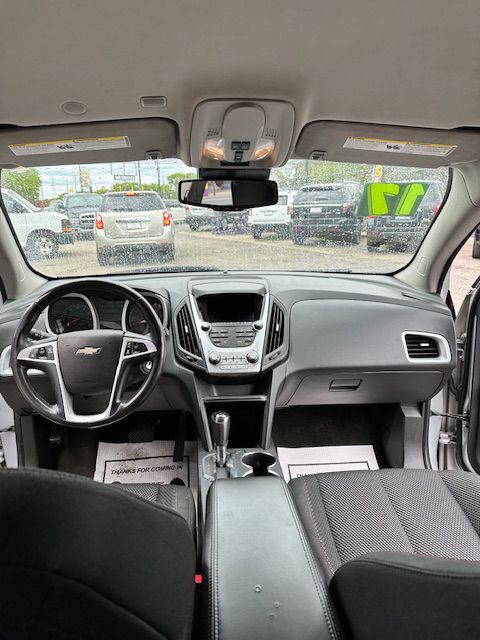 2017 Chevrolet Equinox Image 10