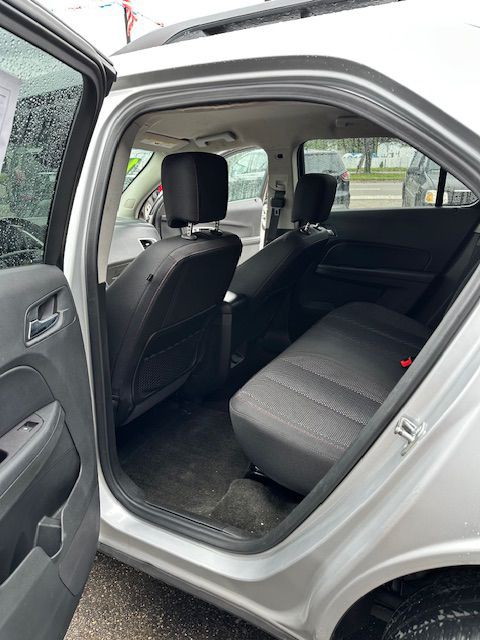 2017 Chevrolet Equinox Image 9