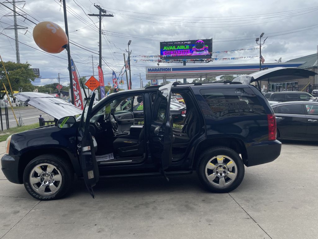 2007 GMC Yukon Image 3