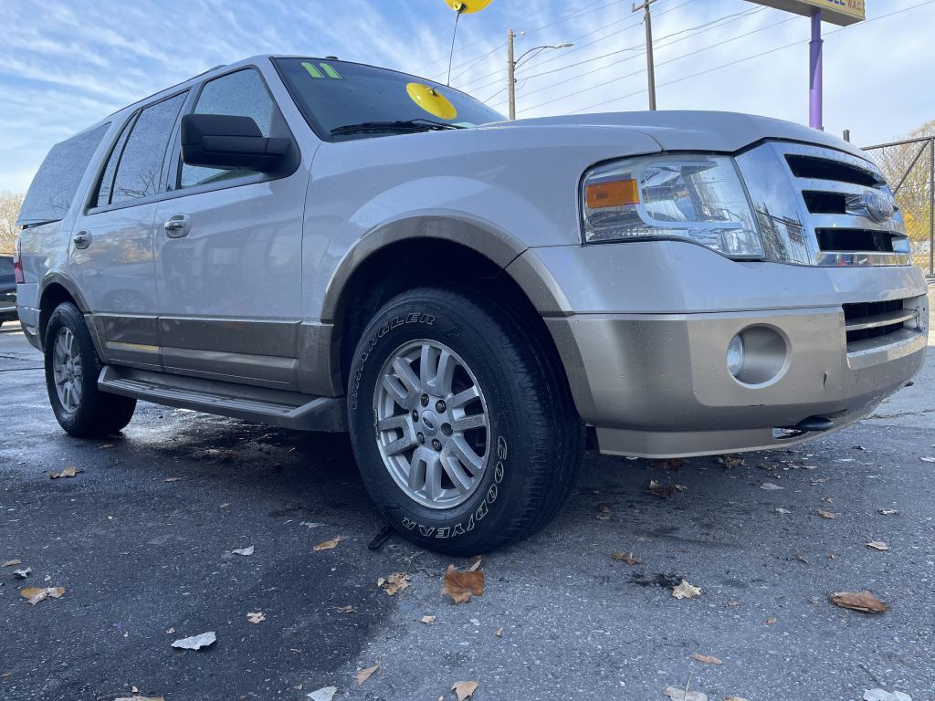 2011 Ford Expedition Image 1