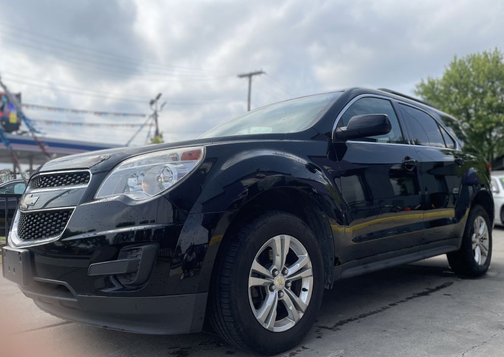 2010 Chevrolet Equinox Image 2