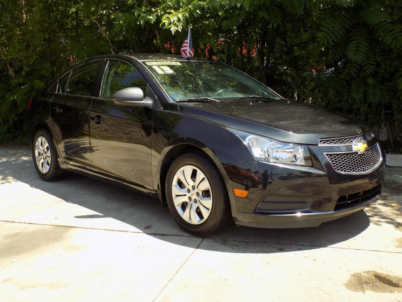 2013 Chevrolet Cruze Image 3