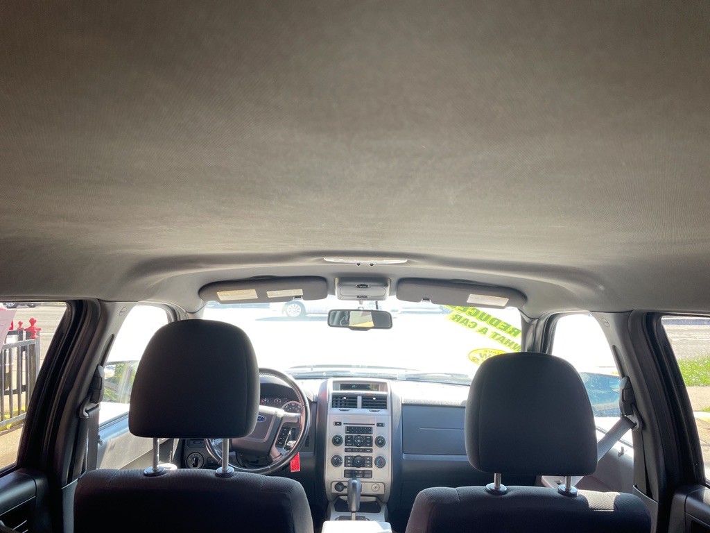2010 Ford Escape Image 8