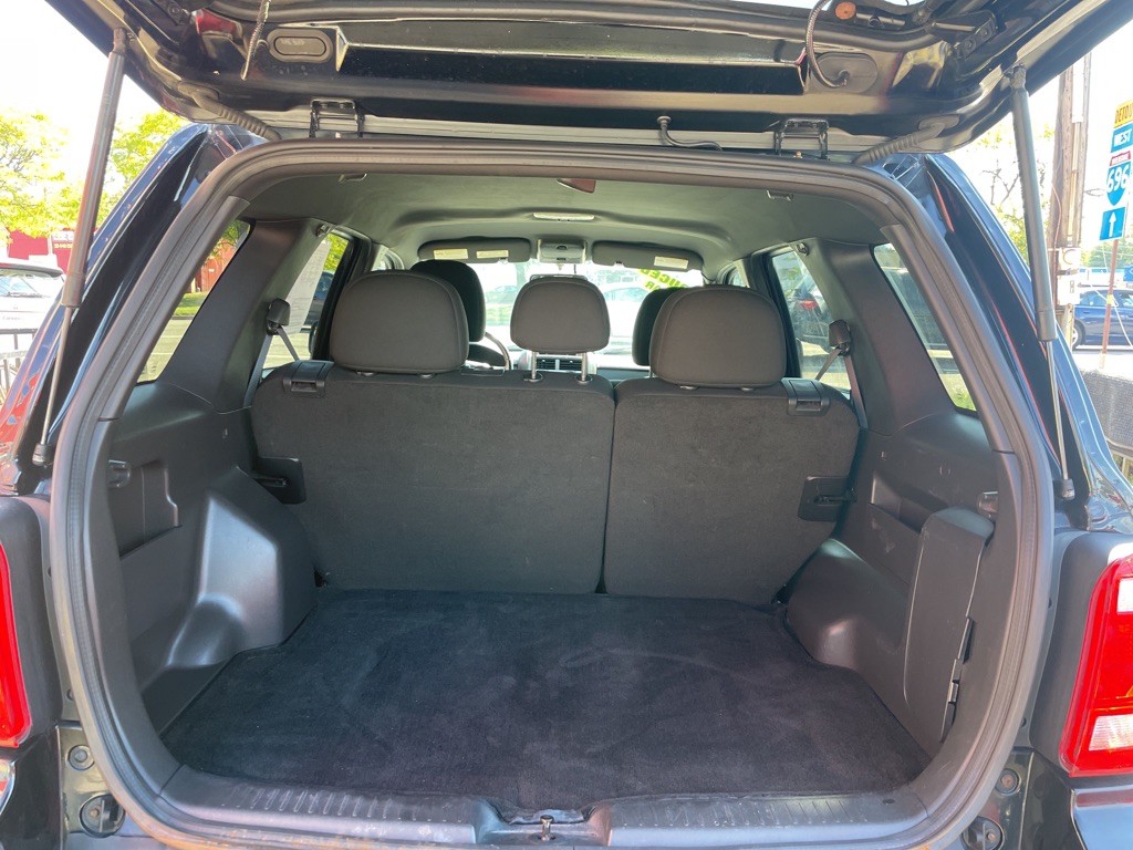 2010 Ford Escape Image 9