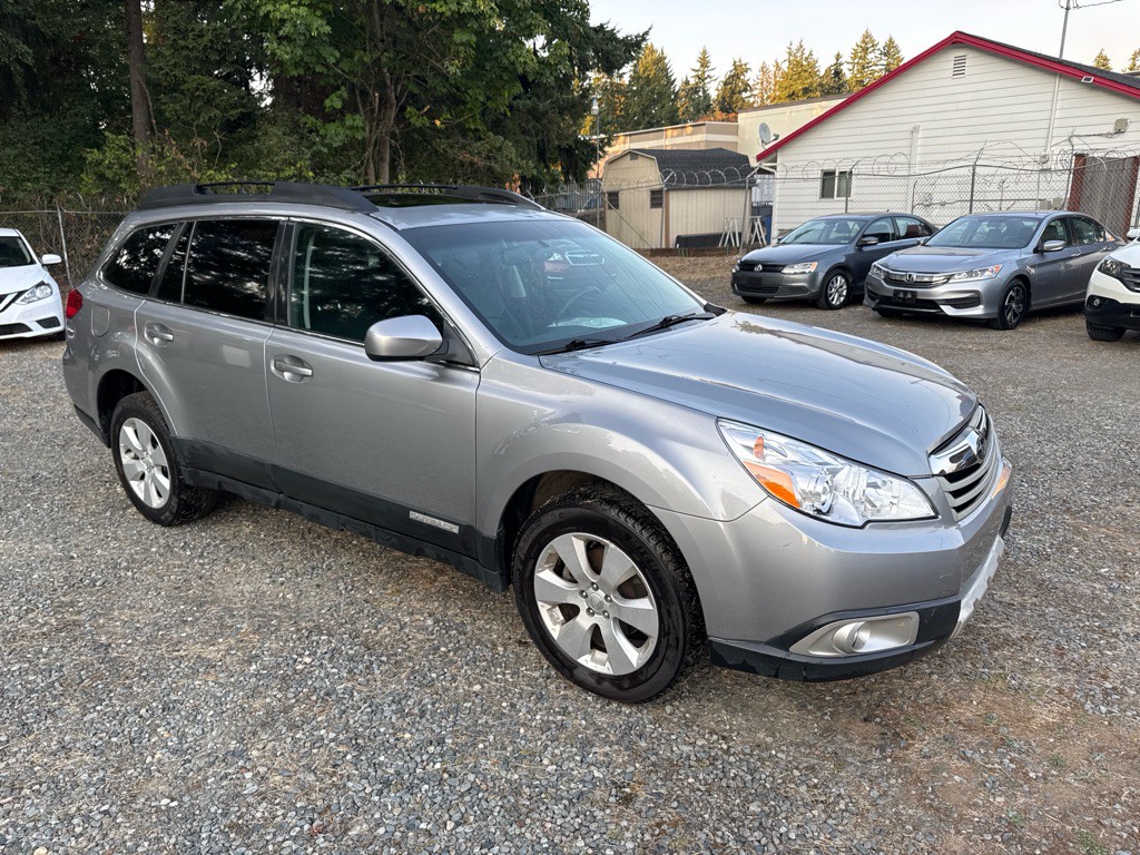 2011 Subaru Outback Image 3