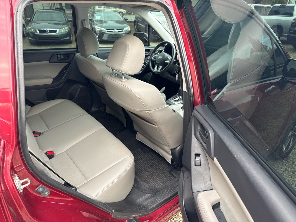 2018 Subaru Forester Image 7