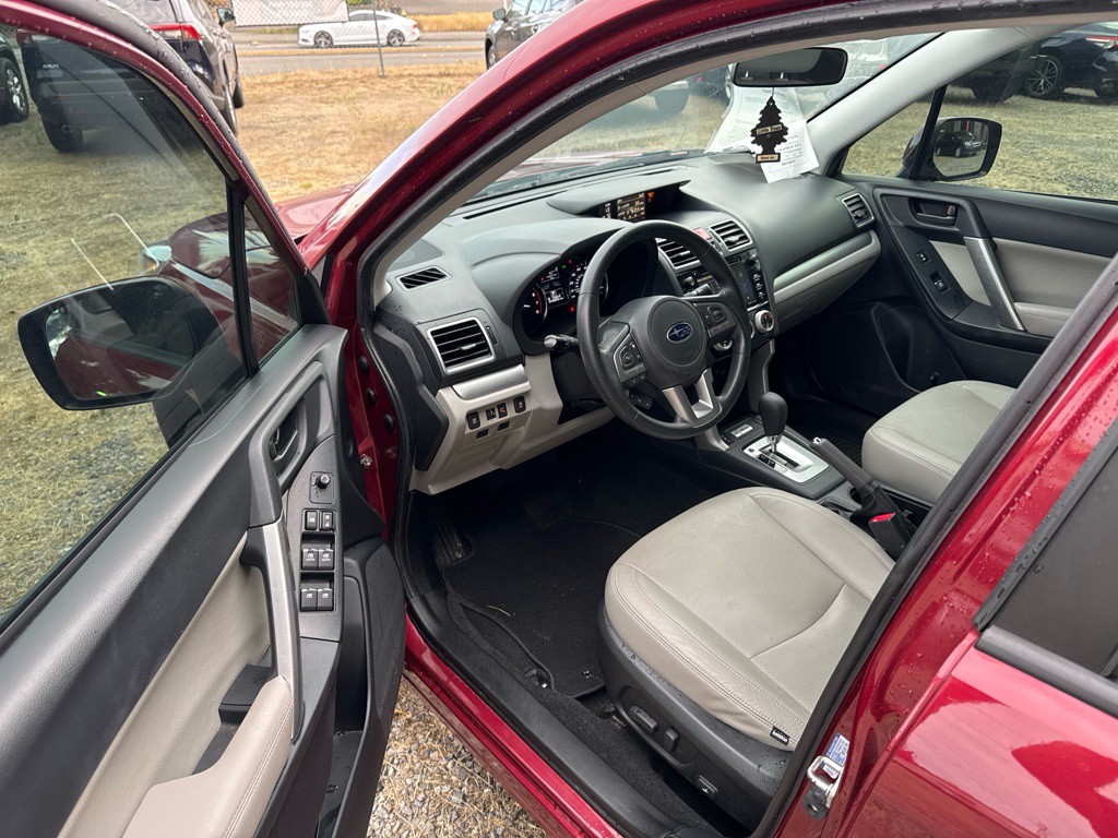 2018 Subaru Forester Image 10