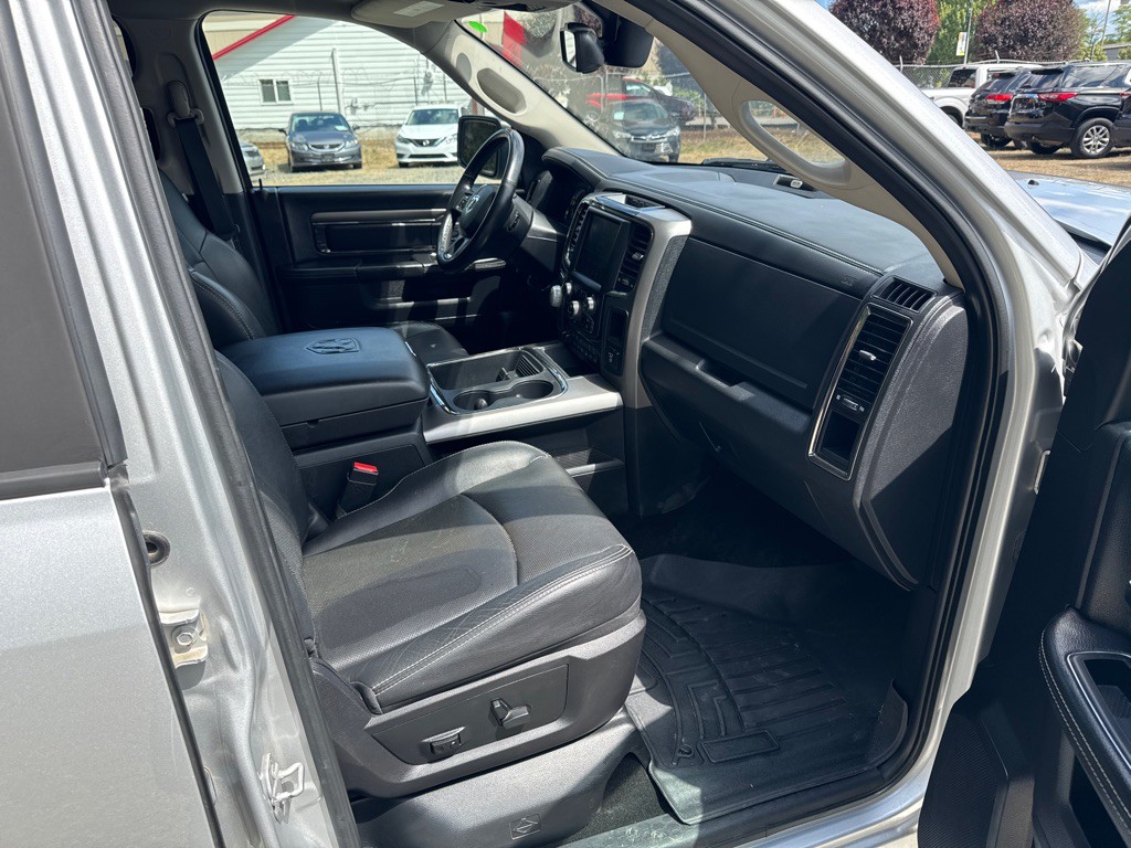 2016 RAM 1500 Image 7