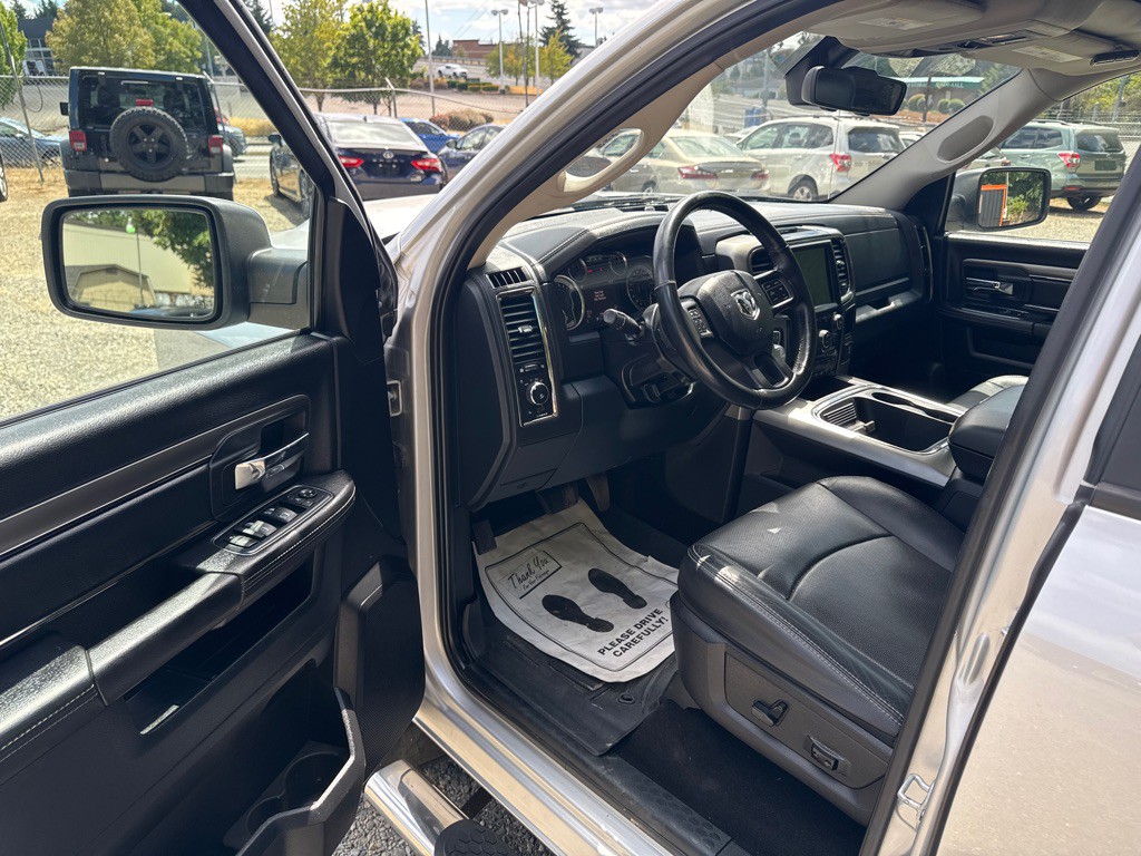 2016 RAM 1500 Image 9