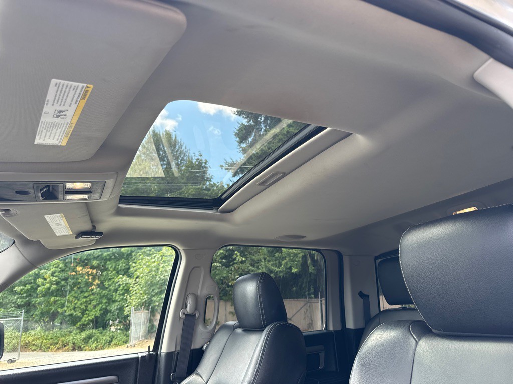 2016 RAM 1500 Image 12