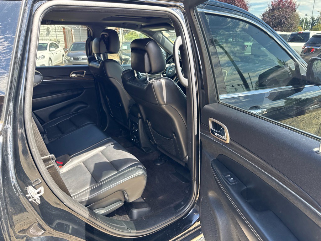 2017 Jeep Grand Cherokee Image 8