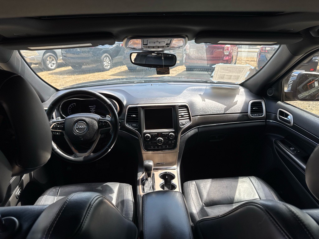 2017 Jeep Grand Cherokee Image 11