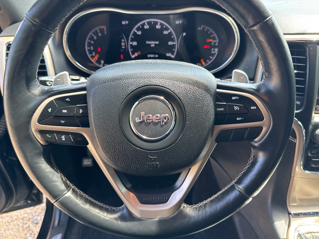 2017 Jeep Grand Cherokee Image 16
