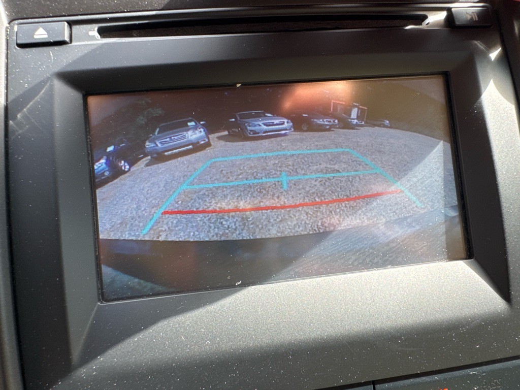 2016 Toyota Camry Image 16