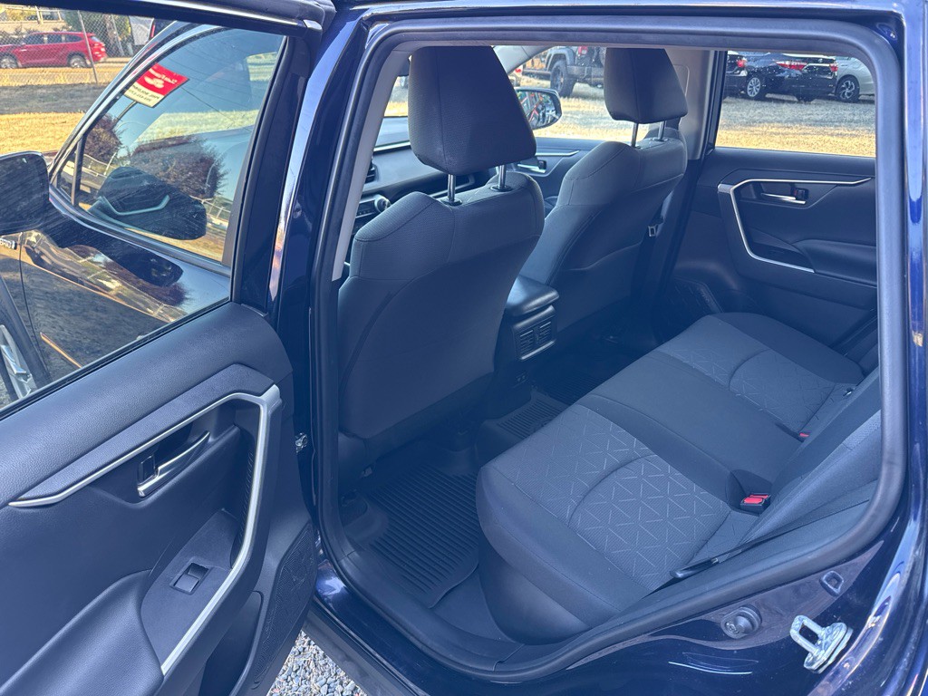 2020 Toyota Rav4 Image 7